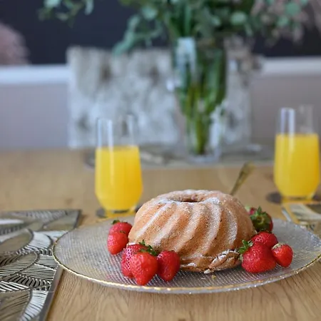 S Design Apartment *